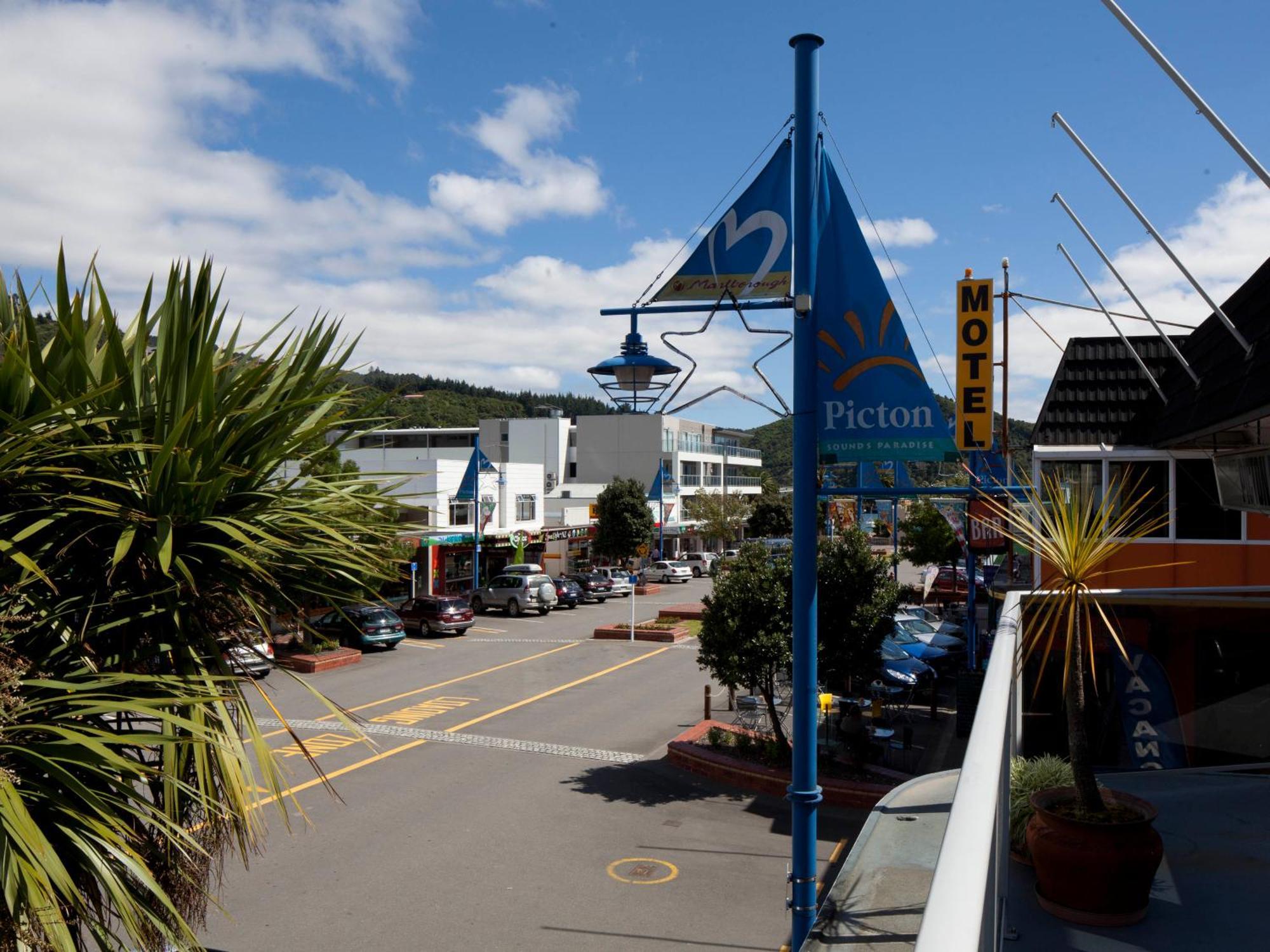 Picton Accommodation Gateway Motel Экстерьер фото