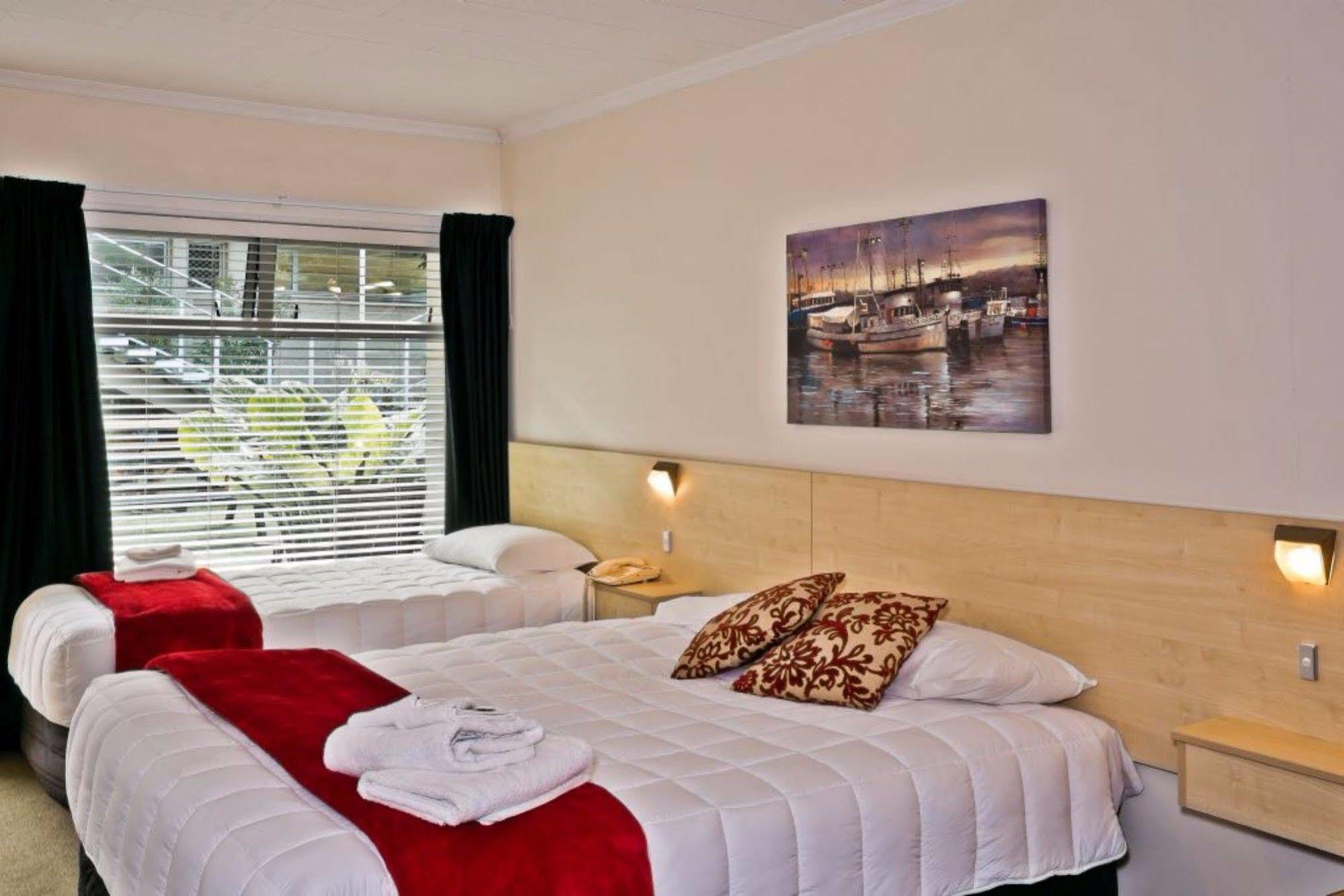 Picton Accommodation Gateway Motel Экстерьер фото
