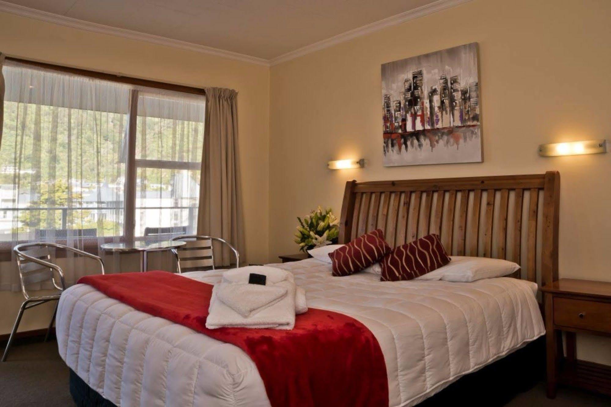 Picton Accommodation Gateway Motel Экстерьер фото