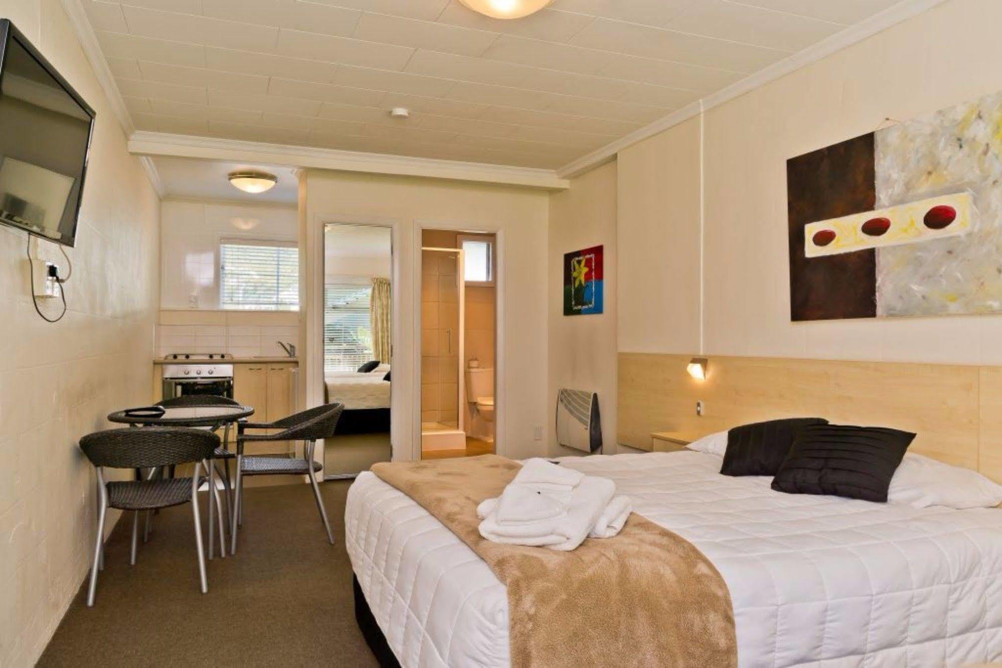 Picton Accommodation Gateway Motel Экстерьер фото